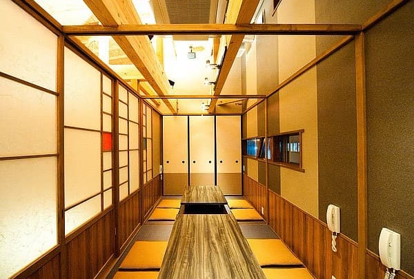 畳のある店内の写真